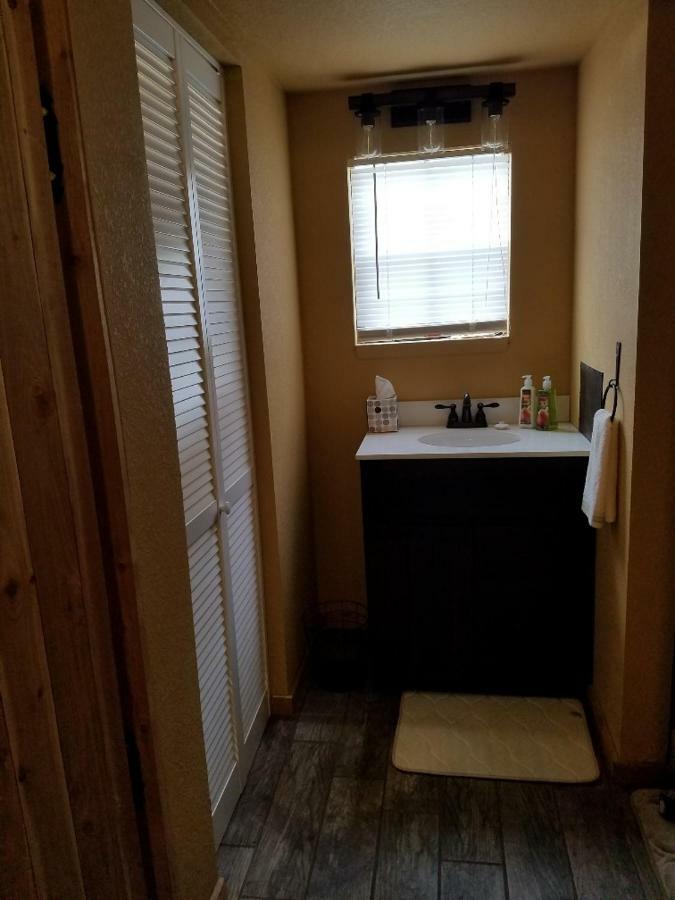 Cabin Sweet Cabin Canyon Lake Bagian luar foto